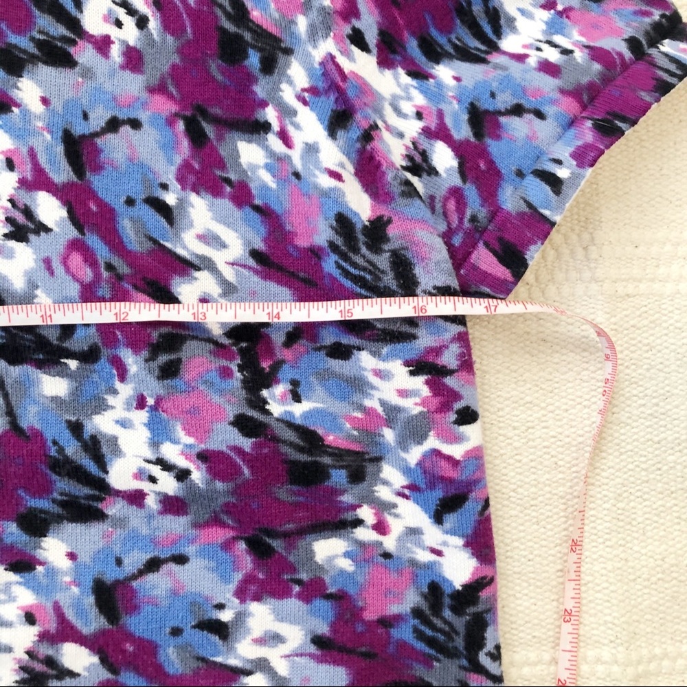 Ann Taylor Short Sleeve Sweater Floral Purple Sz M - Picture 7 of 7